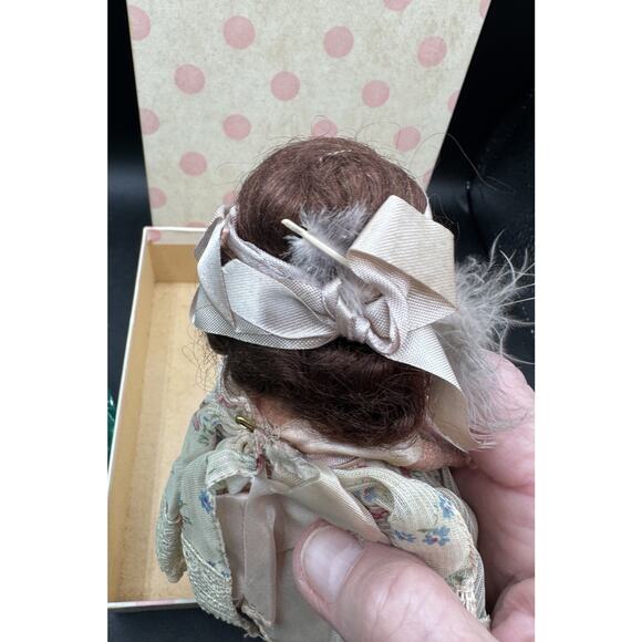 Nancy Ann Vintage The Child That Was Born On The Sabbath Day 5.5" Doll #186 - Picture 5 of 8